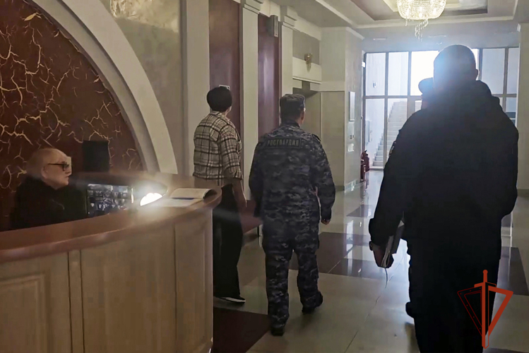 В Кузбассе сотрудники Росгвардии проводят профилактические мероприятия на избирательных объектах