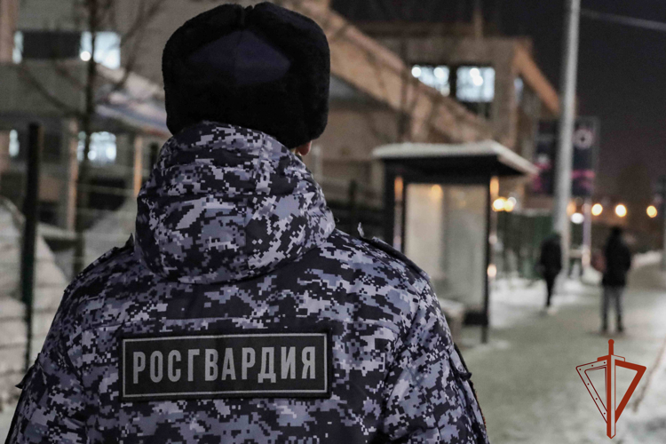 Росгвардейцы задержали разыскиваемую похитительницу, попытавшуюся скрыться после очередной попытки хищения товара