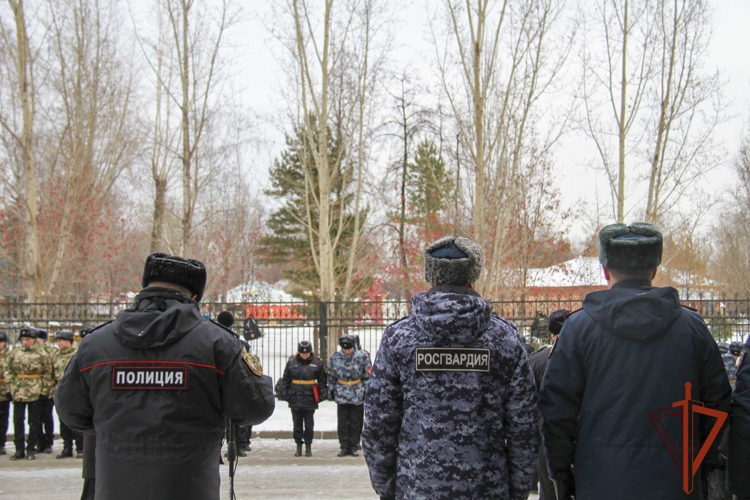 Кадеты Росгвардии поклялись служить Отечеству и правопорядку в Кузбассе