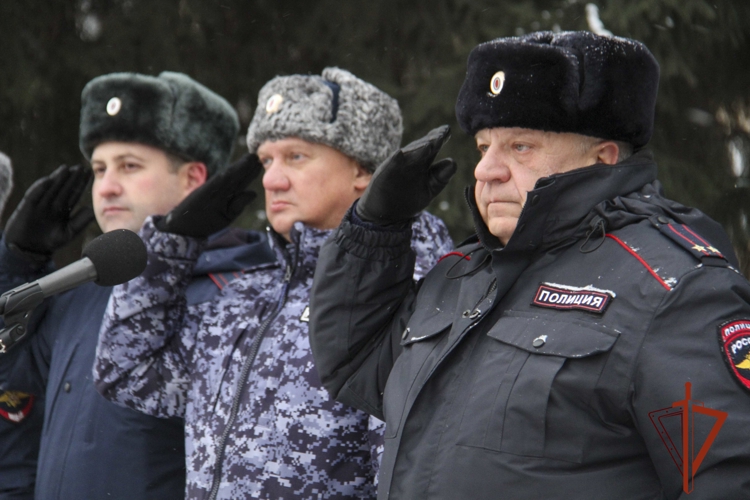 Кадеты Росгвардии поклялись служить Отечеству и правопорядку в Кузбассе