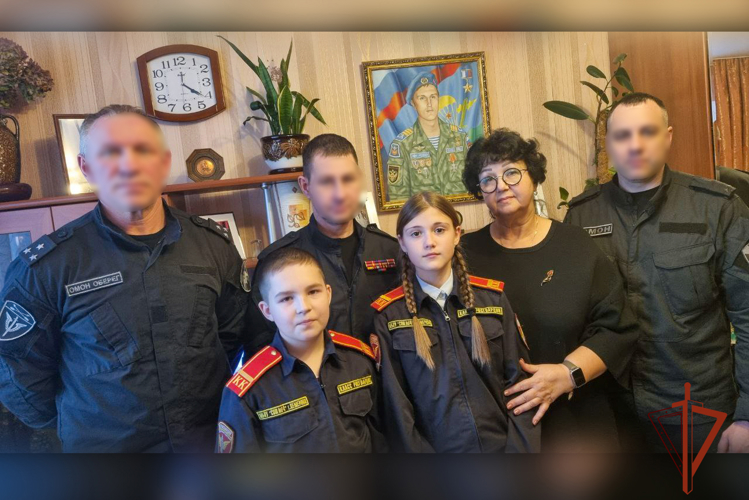 Росгвардейцы Кузбасса приняли участие в акциях памяти Героев России