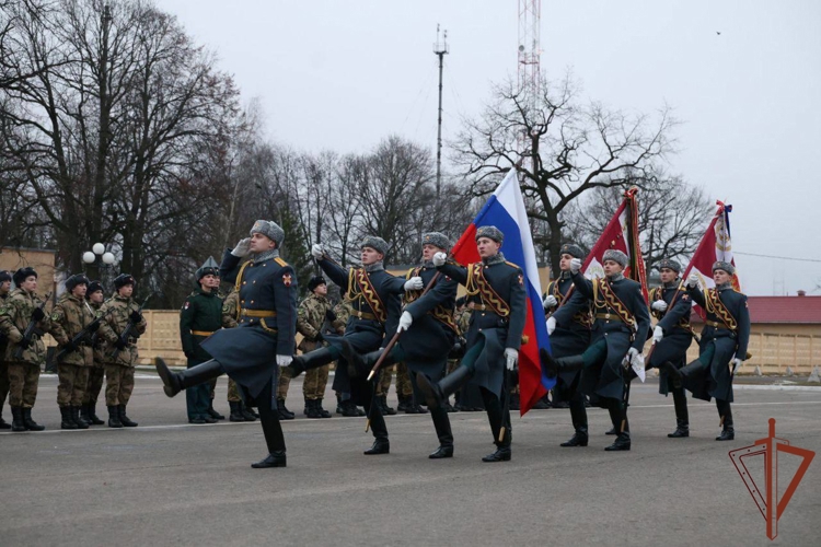 Более 70 новобранцев из Кузбасса приняли военную присягу в легендарной дивизии имени Ф.Э. Дзержинского Росгвардии (ВИДЕО)
