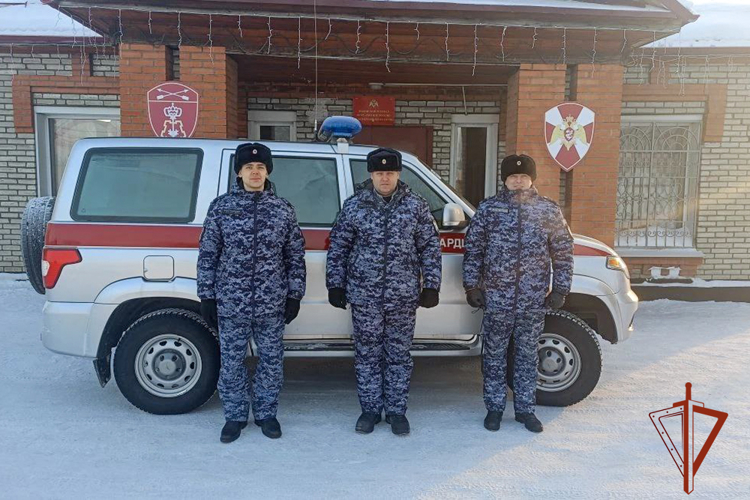 Росгвардейцы вернули домой ушедшего из дома подростка
