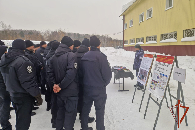 В Кемеровской области военнослужащие и сотрудники Росгвардии приступили к зимнему периоду обучения