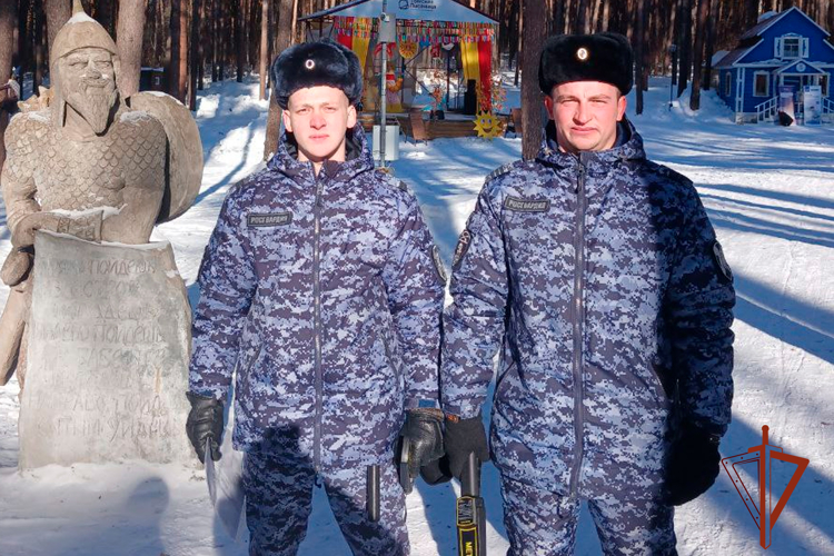 Росгвардейцы обеспечили безопасность праздничных и спортивных мероприятий