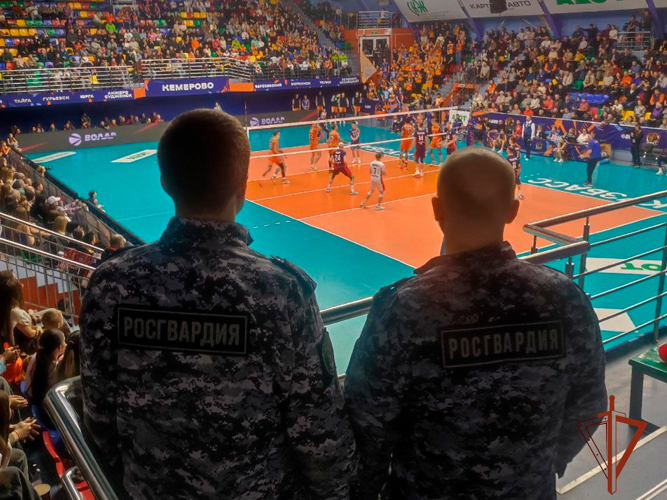 Кузбасские росгвардейцы обеспечили правопорядок на спортивных мероприятиях