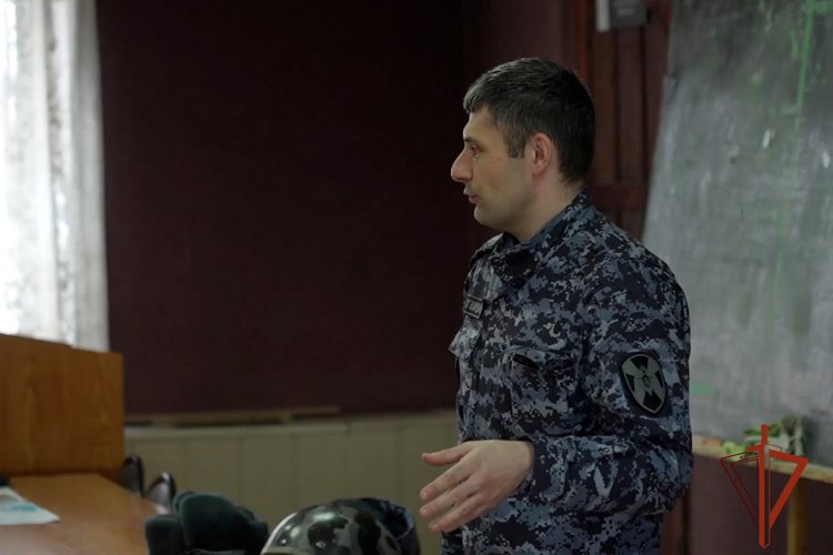Юные прокопчане примерили на себя роль защитников в рамках проекта «Росгвардия – детям»
