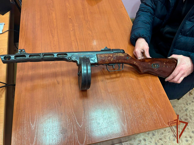 В Кузбассе росгвардейцы помогут сохранить найденное оружие времён Великой Отечественной войны (ВИДЕО)