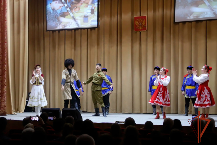 Кузбасские росгвардейцы стали лучшими на окружном этапе конкурса «Солдаты антитеррора»