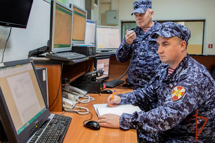 Росгвардейцы защитили работниц гостиницы от противоправных действий постояльца