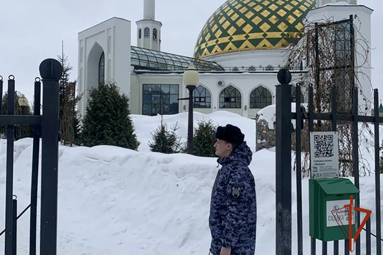 Кузбасские росгвардейцы обеспечили правопорядок во время празднования Ураза-Байрам