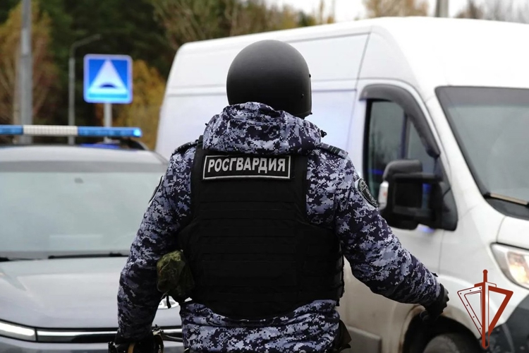 Росгвардейцы защитили новокузнечанку от угрозы физической расправы