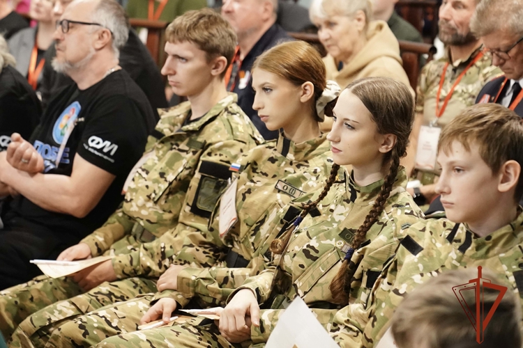 При участии Росгвардии состоялся I Кузбасский общественный форум «Родные святыни»