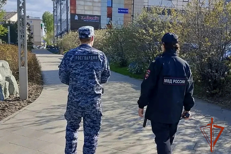 Росгвардейцы обеспечили безопасность последних звонков в Кузбассе