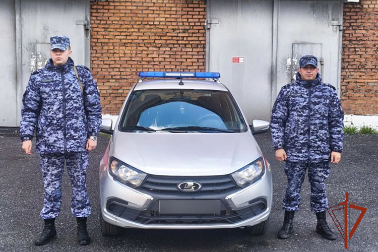 Росгвардейцы задержали прокопчанина открыто похитившего алкоголь из супермаркета (ВИДЕО)