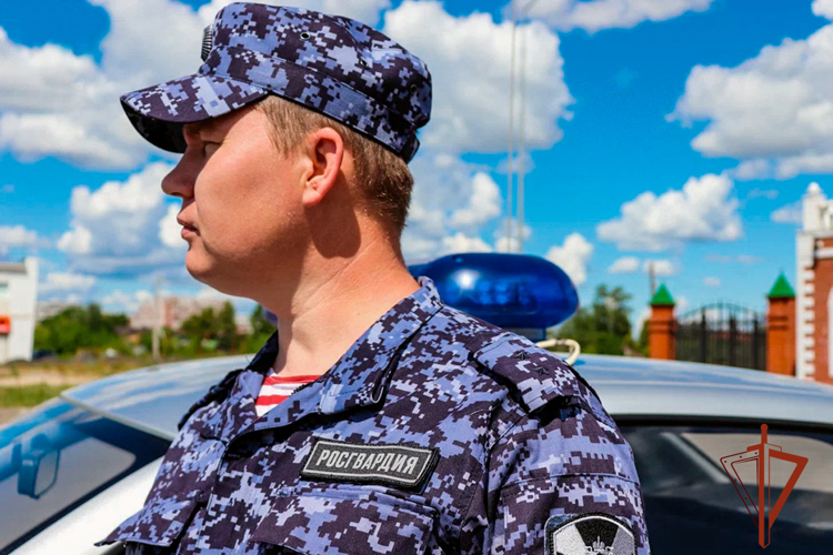 Росгвардейцы пресекли нарушение общественного порядка на городском пляже