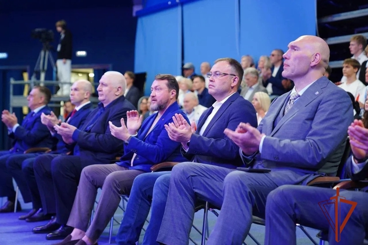 Росгвардия обеспечила безопасность участников и гостей чемпионата России по самбо в Кемерове