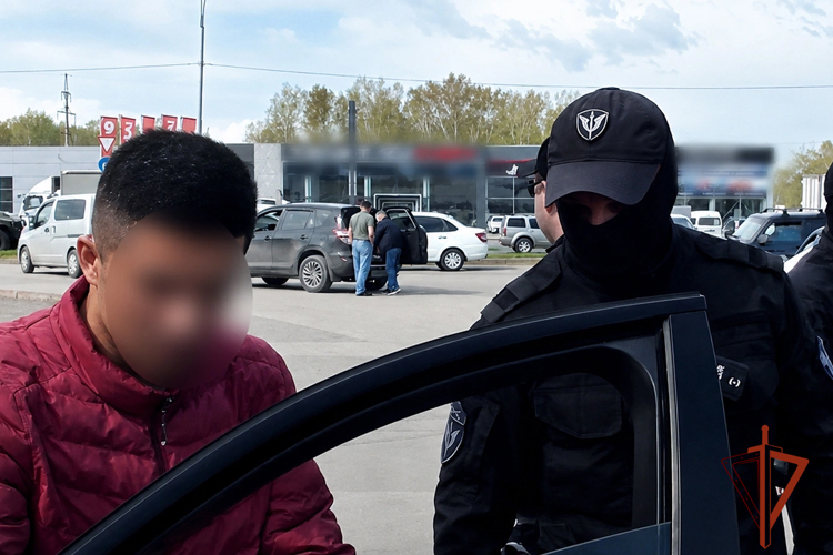 ОМОН Росгвардии обеспечил силовую поддержку операции «Нелегал-Трафик» в Кузбассе (ВИДЕО)
