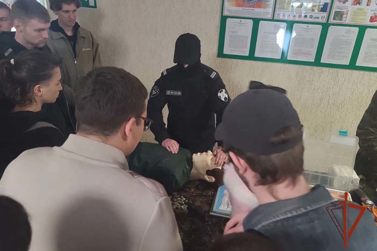 Студентам СибГИУ показали возможности спецподразделения Росгвардии (ВИДЕО)