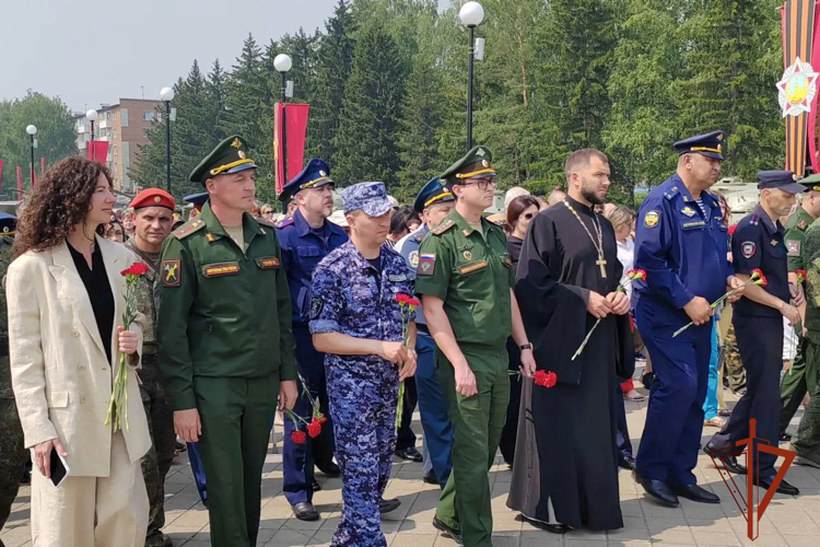 Росгвардейцы приняли участие в мероприятиях, посвященных Дню памяти и скорби