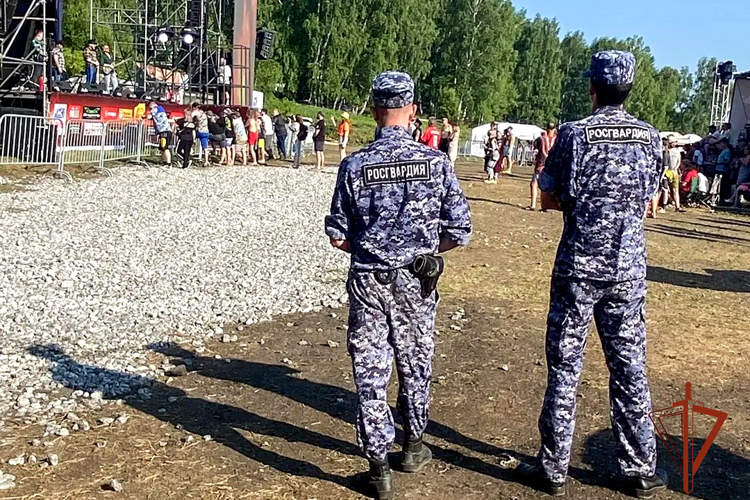 Росгвардейцы обеспечили безопасность участников мотофестиваля в Кузбассе