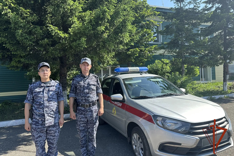 Росгвардейцы помогли жительнице Киселевска найти пропавшую дочь