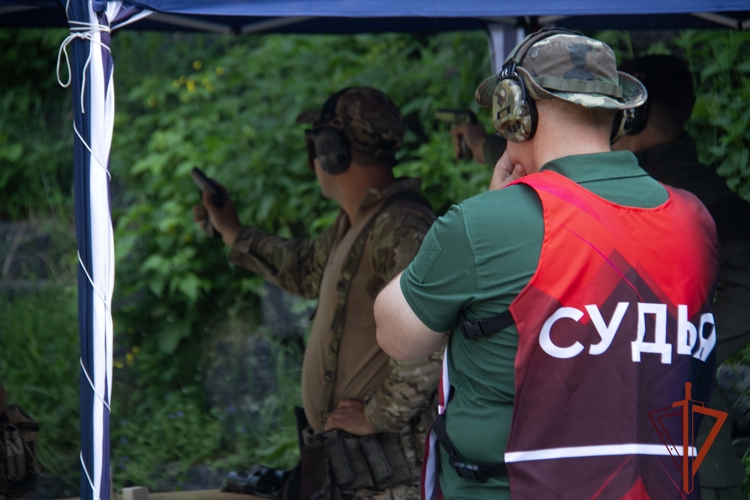 В Кузбассе прошел чемпионат по стрельбе памяти сотрудника СОБР «Символ» майора Александра Иванова