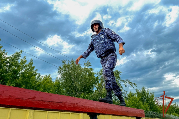 Кузбасские росгвардейцы вошли в число лучших экипажей вневедомственной охраны Сибири