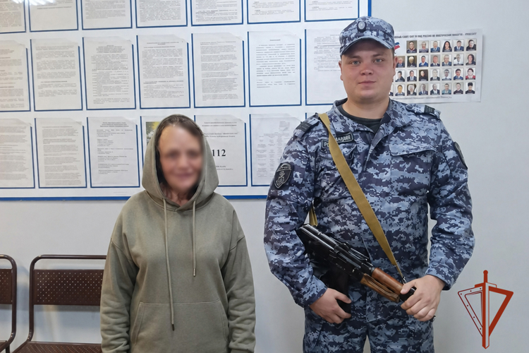 В Кузбассе росгвардейцы помогли вернуть горожанке пропавшую мать
