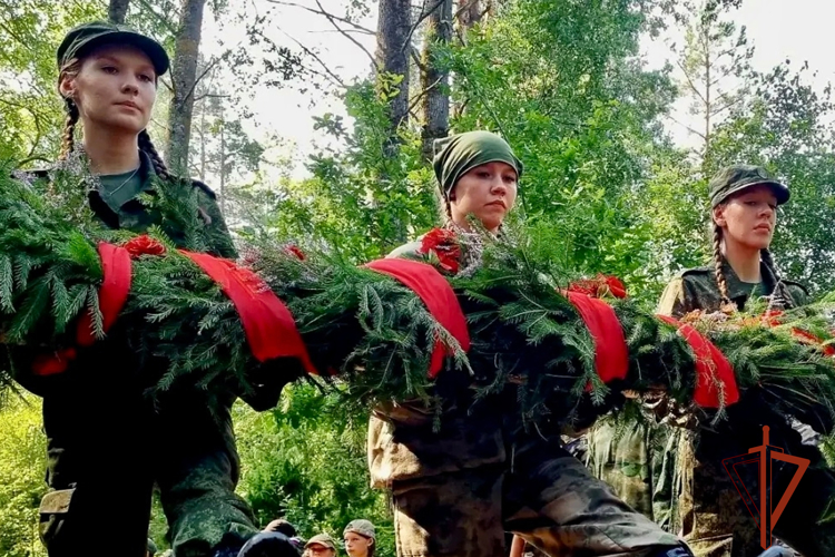 Воспитанники Росгвардии из Кемерова приняли участие в Международной молодежной Вахте Памяти 