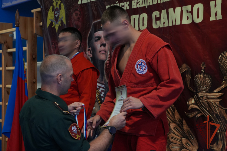 В Кузбассе прошел Чемпионат Сибирского ордена Жукова округа Росгвардии по самбо и боевому самбо