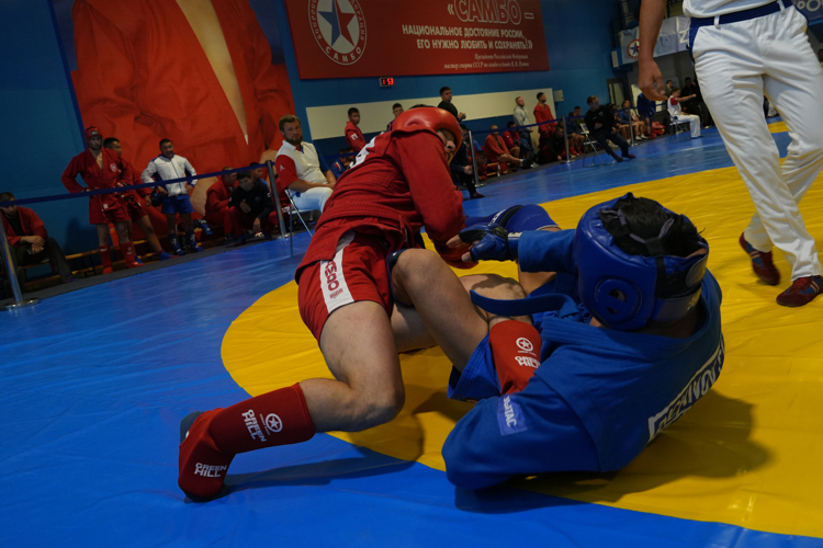 В Кузбассе прошел Чемпионат Сибирского ордена Жукова округа Росгвардии по самбо и боевому самбо