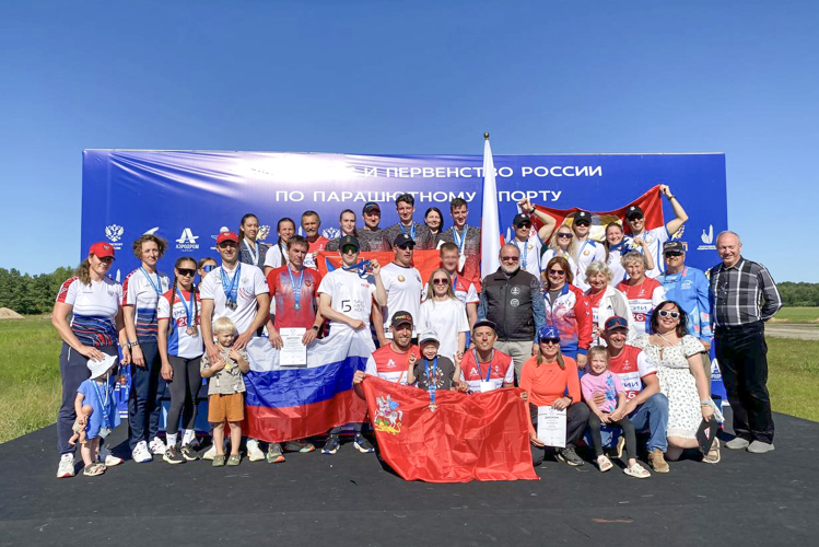 Сотрудник кузбасского СОБР завоевал бронзу чемпионата России по парашютно-атлетическому многоборью