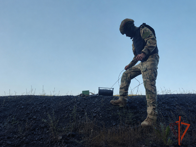 В Прокопьевске сотрудники ОМОН «Рубеж» Росгвардии обезвредили опасную находку (ВИДЕО)