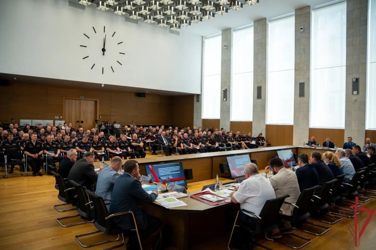 Врио начальника кузбасской вневедомственной охраны принял участие во Всероссийском совещании Росгвардии