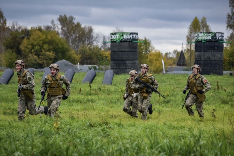 Росгвардейцы приняли участие в военно-спортивной игре «Юный защитник. Арена патриотов»