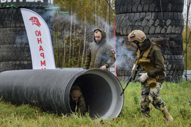 Росгвардейцы приняли участие в военно-спортивной игре «Юный защитник. Арена патриотов»