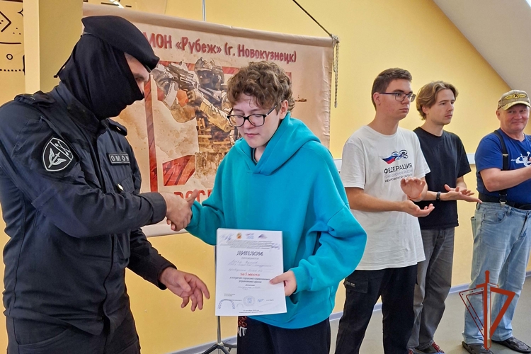 Сотрудники ОМОН «Рубеж» вошли в судейскую коллегию соревнований по управлению дронами в Новокузнецке