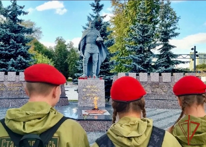 Выпускники профильного класса Росгвардии стали победителями всероссийского конкурса «Юнармейские маршруты»