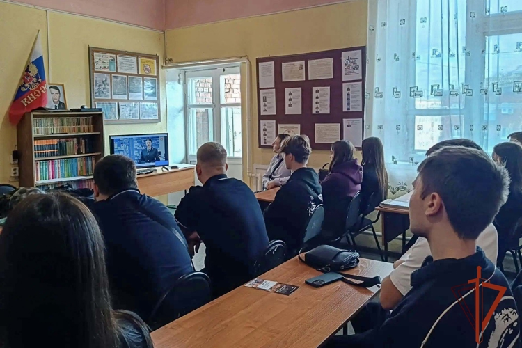Будущие правоохранители открыли для себя службу в Росгвардии