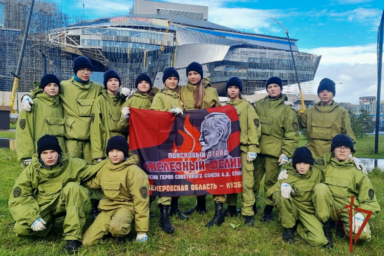 Кадеты Росгвардии внесли свой вклад в благоустройство берегов Кемерова