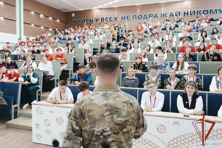 Кемеровские кадеты Росгвардии стали участниками регионального слета «Хранители истории»