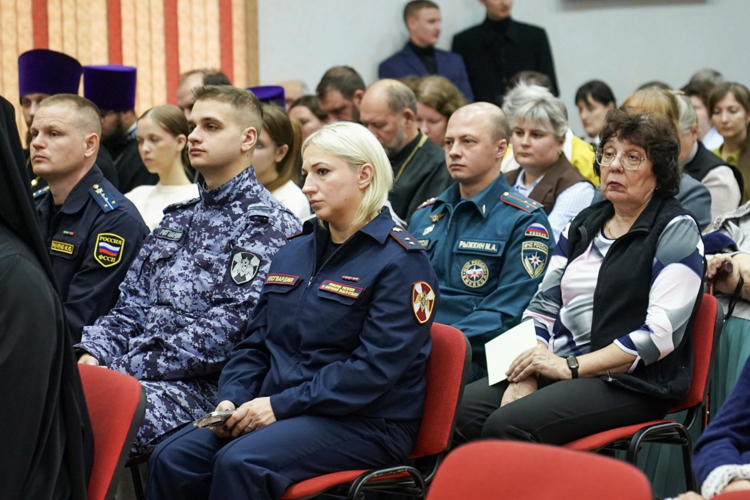 Представители Росгвардии приняли участие в открытии Иоанновских чтений в Кузбассе